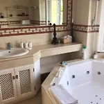 Finca מלון *